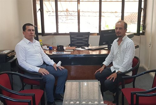  Kaymakam Ayhan IŞIK, Yeni Seçilen Mursallı Mahalle Muhtarı Ali DEMİR'e Hayırlı Olsun Ziyaretinde Bulundu